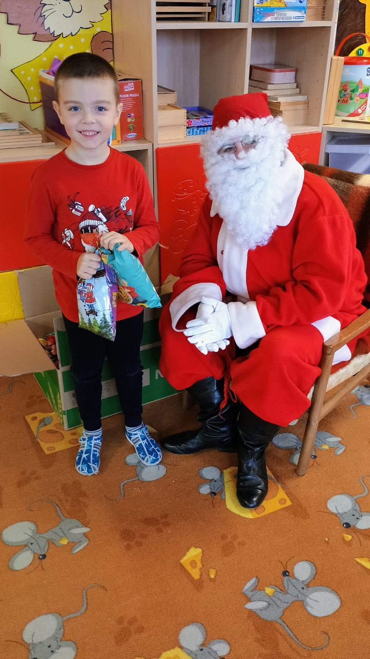 IMG_20251205_095445538_AE (720x1280)